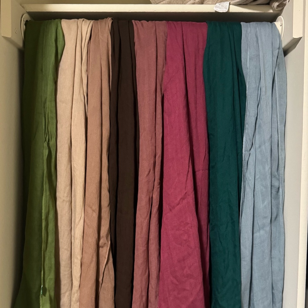 VELA SCARVES & VEILED COLLECTION HIJAB  BUNDLE.